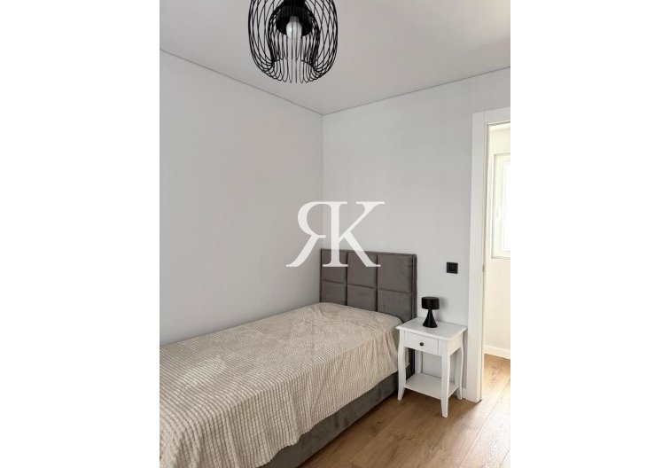 Revente - Appartement - Torrevieja - Paseo Maritimo