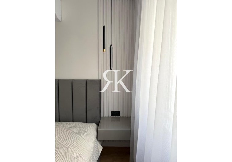 Revente - Appartement - Torrevieja - Paseo Maritimo