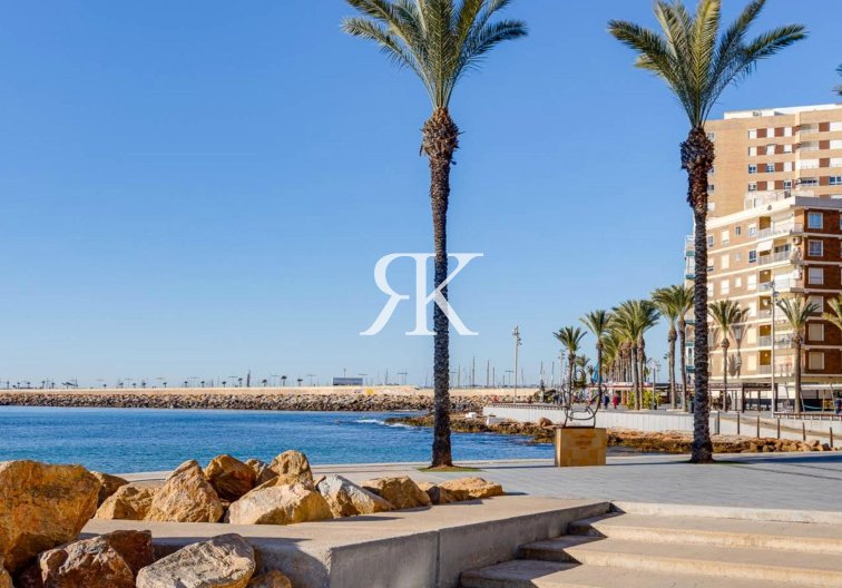 Revente - Appartement - Torrevieja - Paseo Maritimo