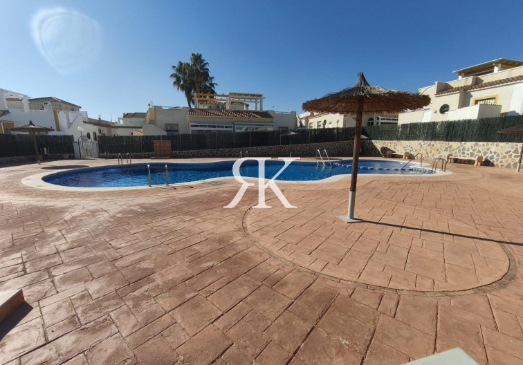 Wiederverkauf - town house - Orihuela Costa - La Ceñuela