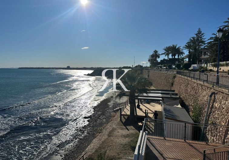 Wiederverkauf - Wohnung - Punta Prima - Costa Blanca