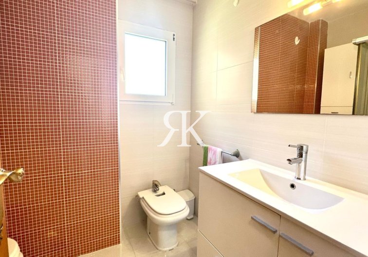 Wiederverkauf - Wohnung - Orihuela Costa - Campoamor