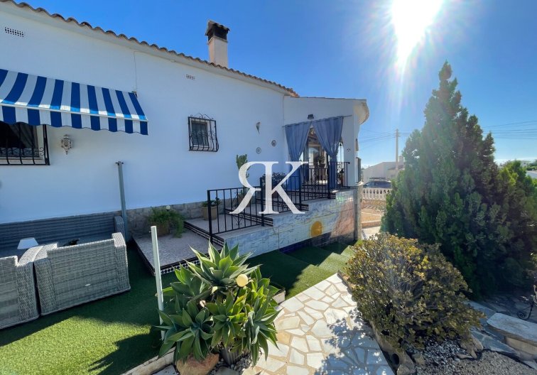 Revente - villa - Alfas del Pí - Costa Blanca