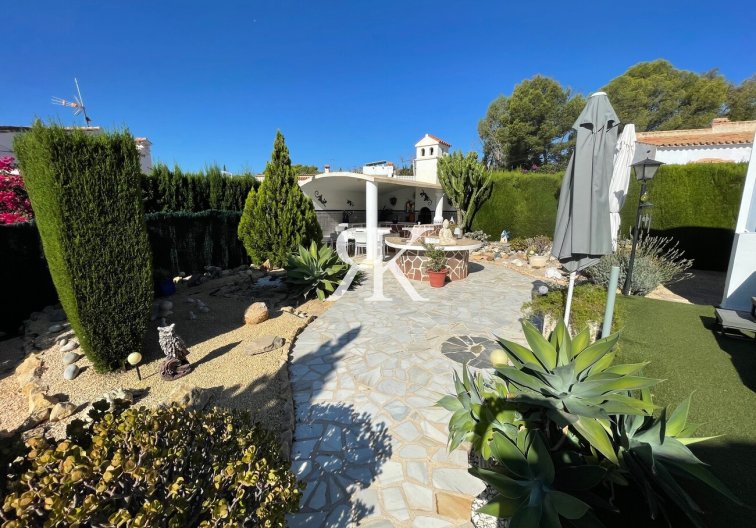 Revente - villa - Alfas del Pí - Costa Blanca