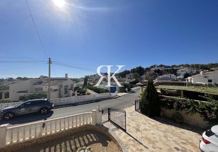 Revente - villa - Alfas del Pí - Costa Blanca