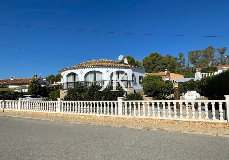 Revente - villa - Alfas del Pí - Costa Blanca