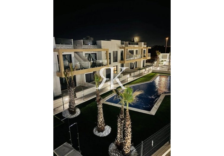 Wiederverkauf - Wohnung - Las Filipinas - Inland