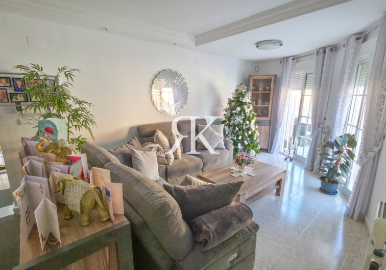 Herverkoop - villa - Villamartin - Costa Blanca