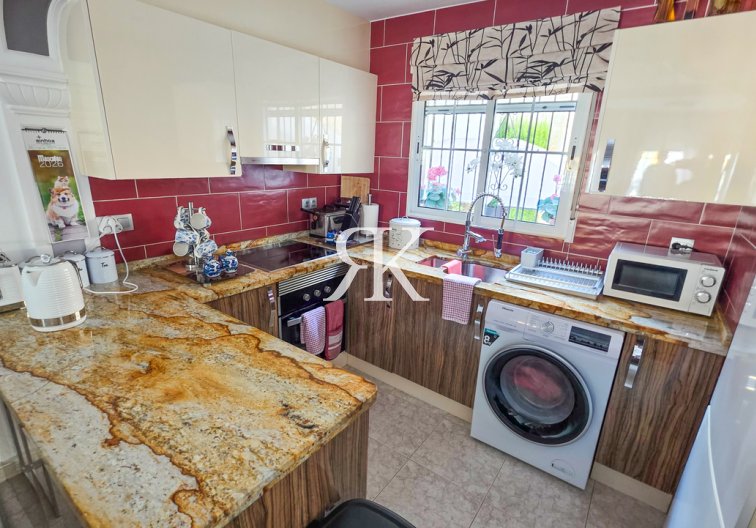 Herverkoop - villa - Villamartin - Costa Blanca