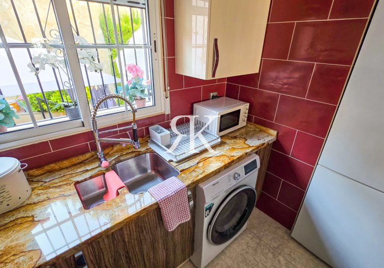 Herverkoop - villa - Villamartin - Costa Blanca