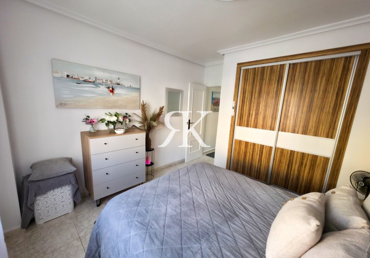 Herverkoop - villa - Villamartin - Costa Blanca