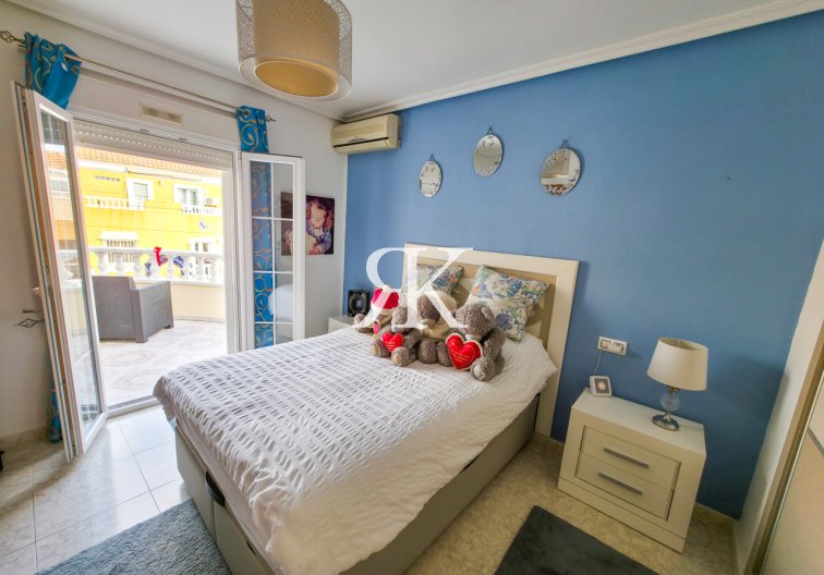 Herverkoop - villa - Villamartin - Costa Blanca