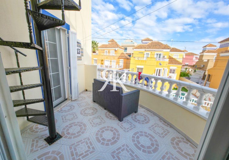 Herverkoop - villa - Villamartin - Costa Blanca