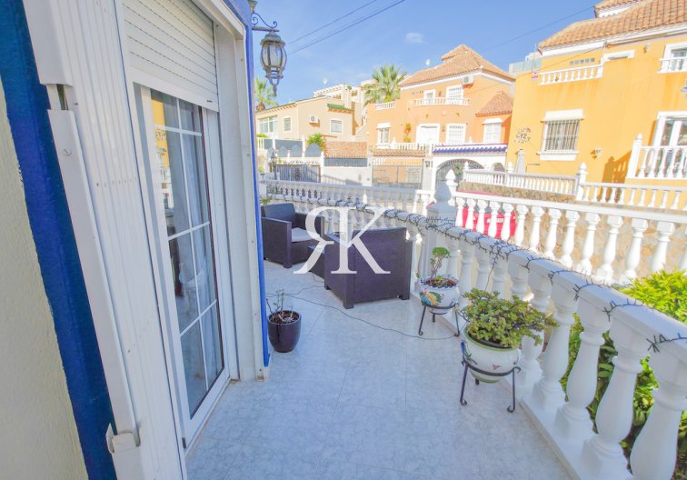 Herverkoop - villa - Villamartin - Costa Blanca