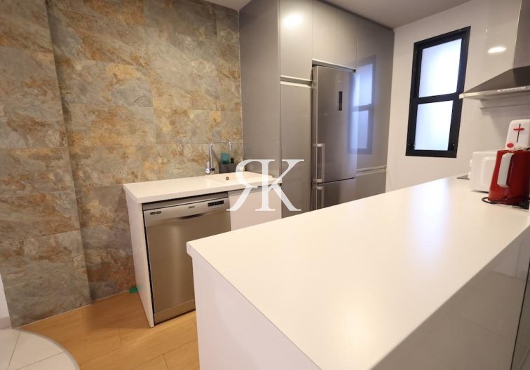 Resale - Apartment - Orihuela Costa - Costa Blanca