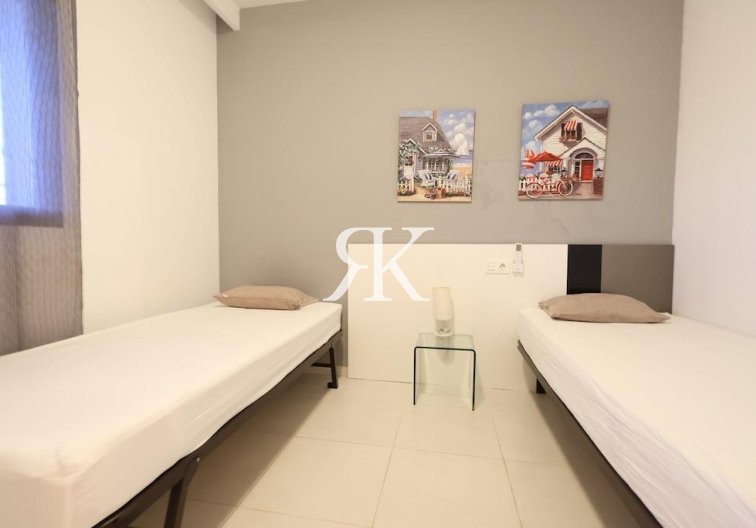 Resale - Apartment - Orihuela Costa - Costa Blanca