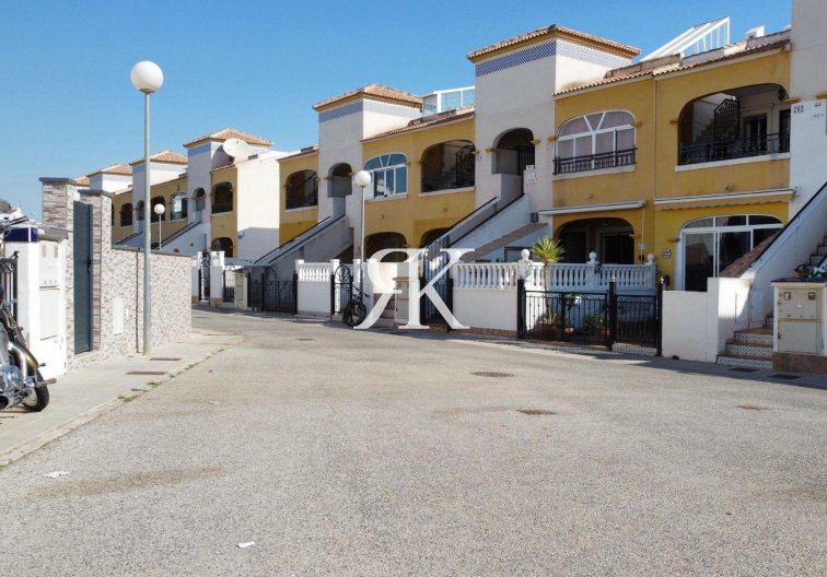 Revente - Semi Detached - Torrevieja - Los Balcones 