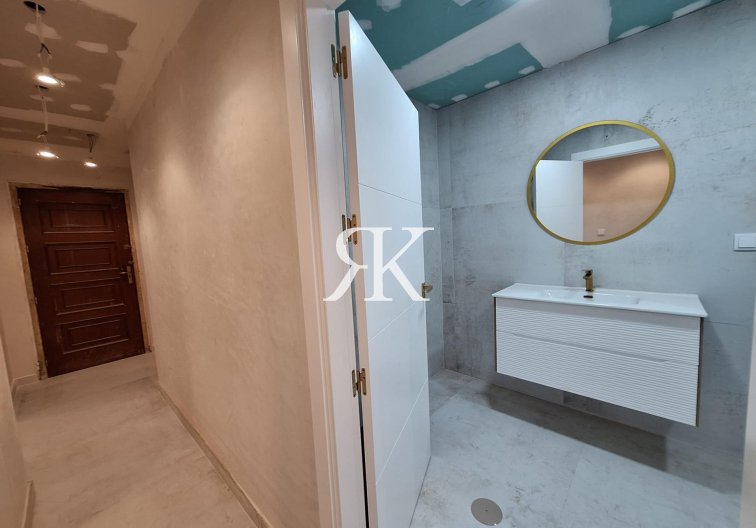 Segunda mano - Apartamento  - Torrevieja - Acequion