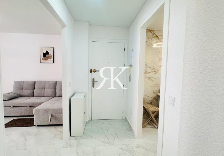 Herverkoop - Appartement - Torrevieja - Playa del Cura