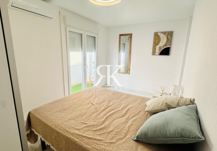 Herverkoop - Appartement - Torrevieja - Playa del Cura