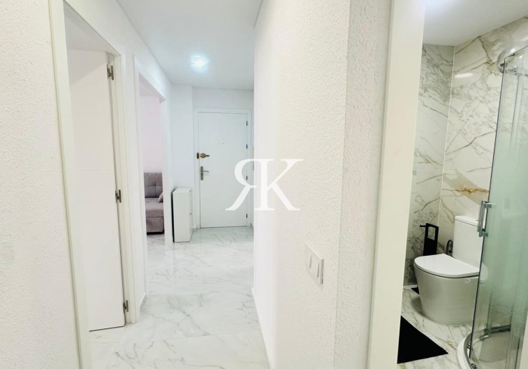 Herverkoop - Appartement - Torrevieja - Playa del Cura