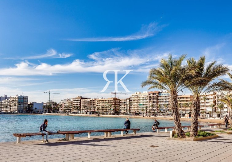 Herverkoop - Appartement - Torrevieja - Playa del Cura