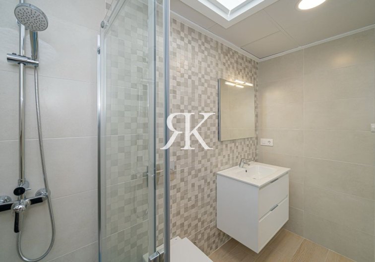 Revente - villa - Avileses - Inland