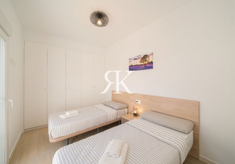 Revente - villa - Avileses - Inland