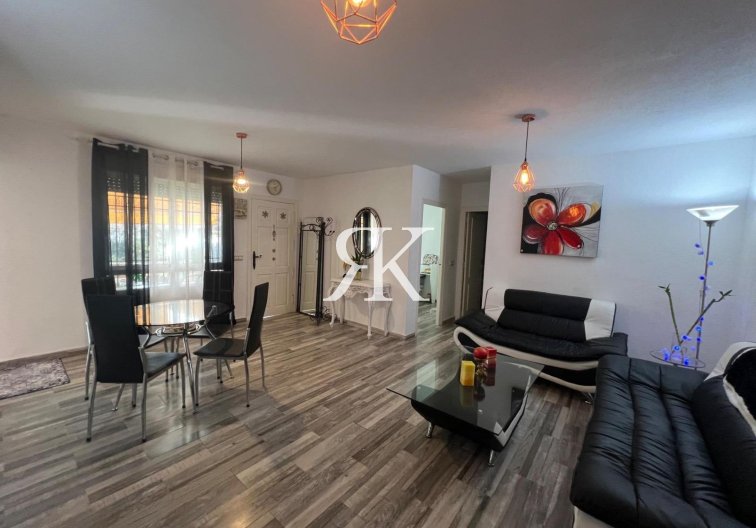 Segunda mano - town house - Torrevieja - Calas Blanca