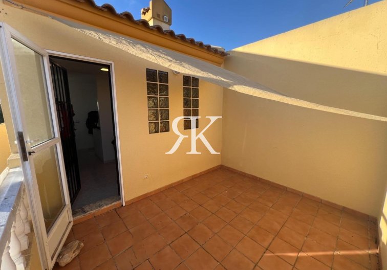 Segunda mano - town house - Torrevieja - Calas Blanca