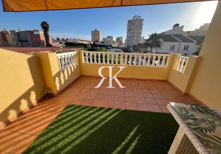 Segunda mano - town house - Torrevieja - Calas Blanca