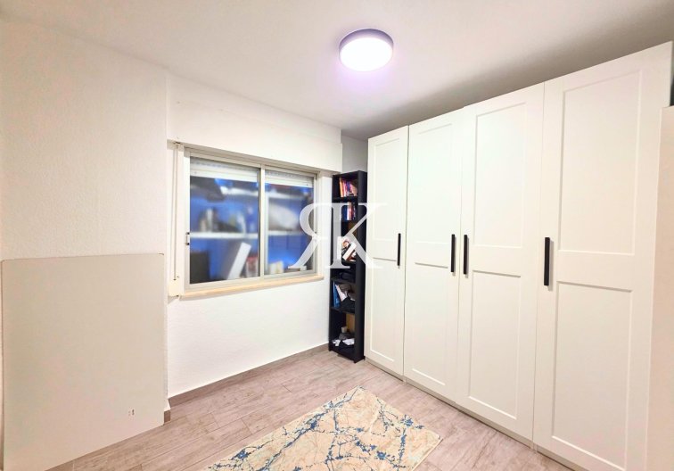 Segunda mano - Apartamento  - Torrevieja - Playa del Cura