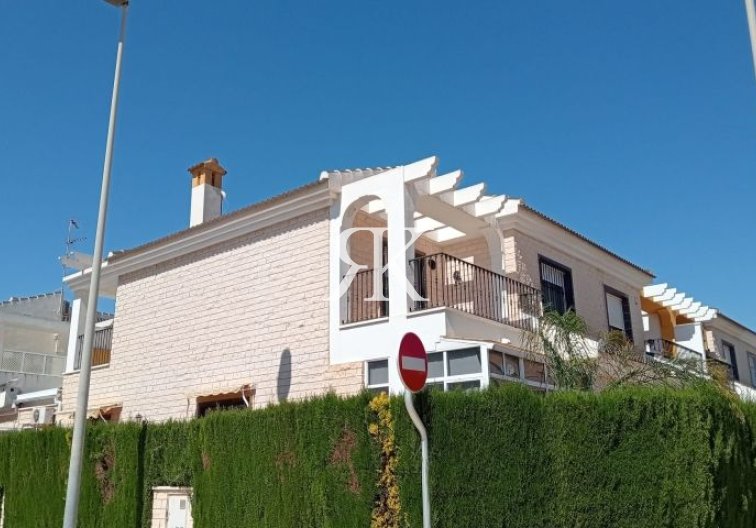 Revente - villa - Pilar de la Horadada - Costa Blanca
