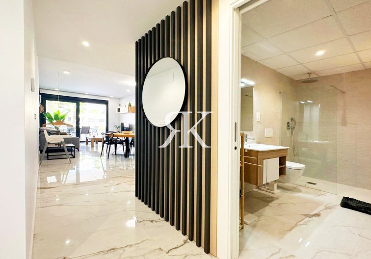 Resale - Apartment - Torrevieja - Costa Blanca