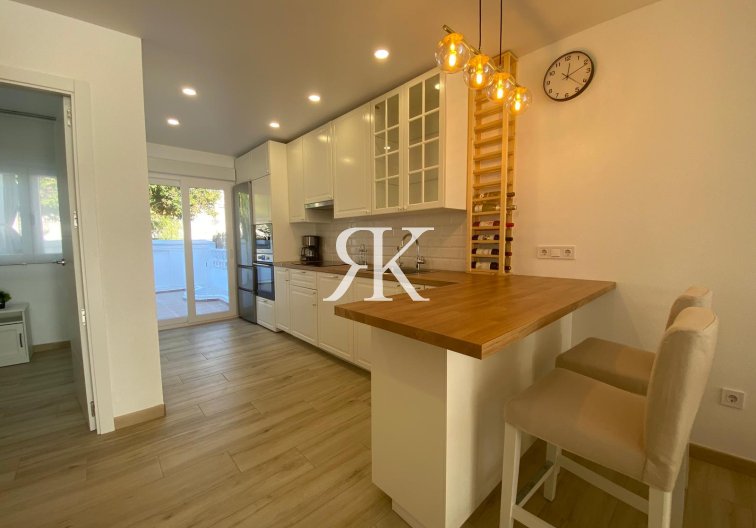 Resale - town house - Torrevieja - Costa Blanca