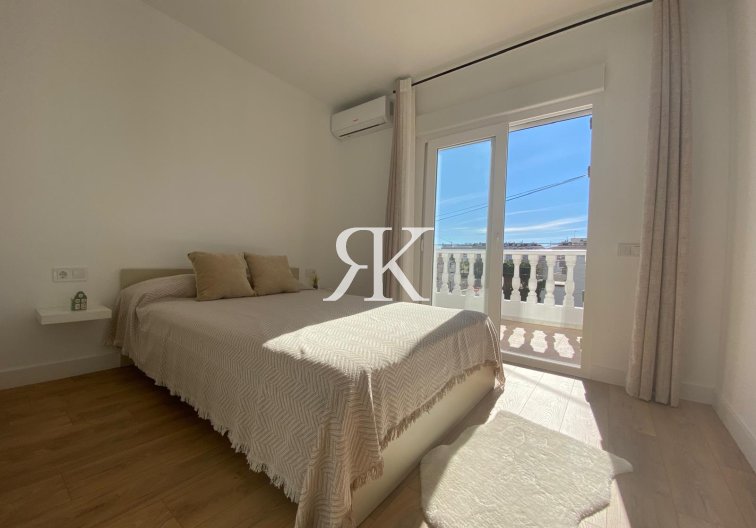 Resale - town house - Torrevieja - Costa Blanca