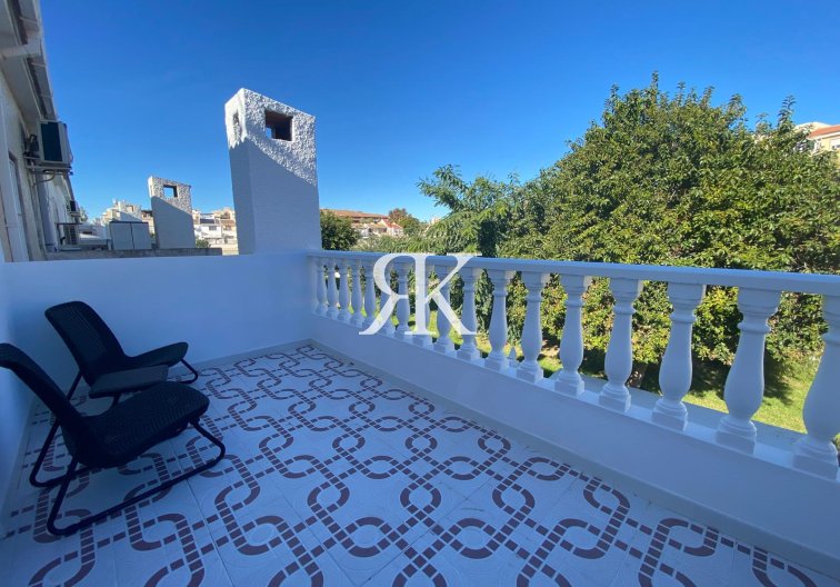 Resale - town house - Torrevieja - Costa Blanca
