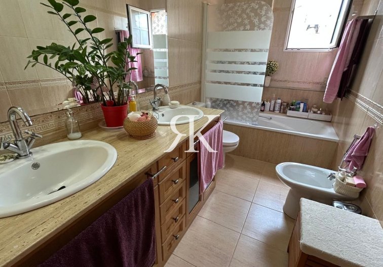 Segunda mano - villa - Los Montesinos - Costa Blanca