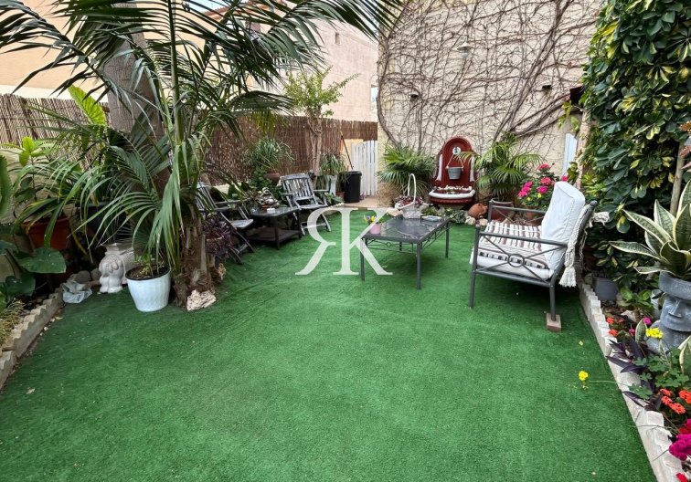 Segunda mano - villa - Los Montesinos - Costa Blanca