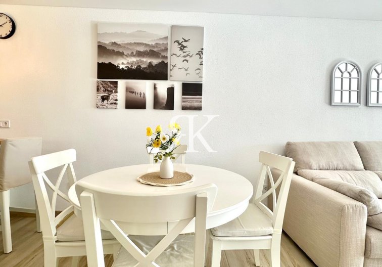 Resale - town house - Torrevieja - Estacion De Autobuses