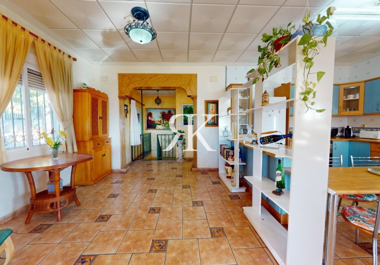 Segunda mano - villa - Crevillent - Inland