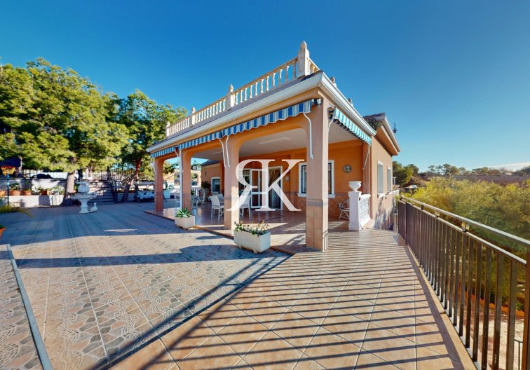 Segunda mano - villa - Crevillent - Inland