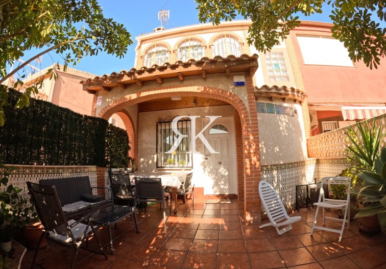 Segunda mano - town house - Torrevieja - El Acequión - Los Náufragos