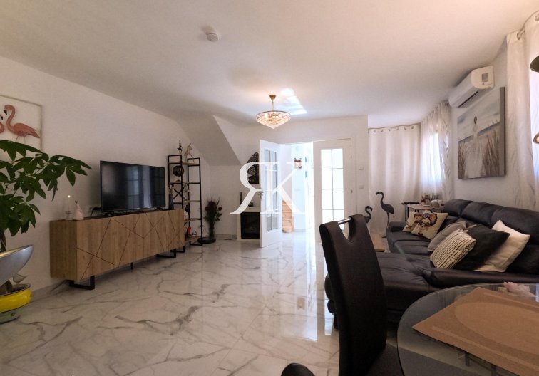 Segunda mano - town house - Torrevieja - El Acequión - Los Náufragos