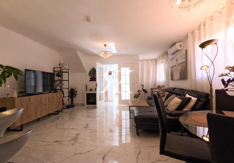 Segunda mano - town house - Torrevieja - El Acequión - Los Náufragos