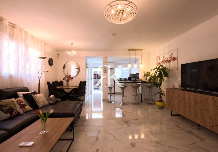 Segunda mano - town house - Torrevieja - El Acequión - Los Náufragos