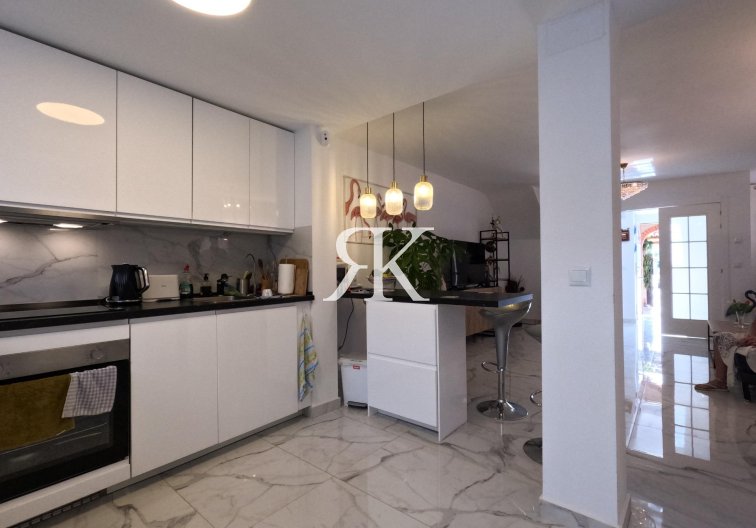 Segunda mano - town house - Torrevieja - El Acequión - Los Náufragos