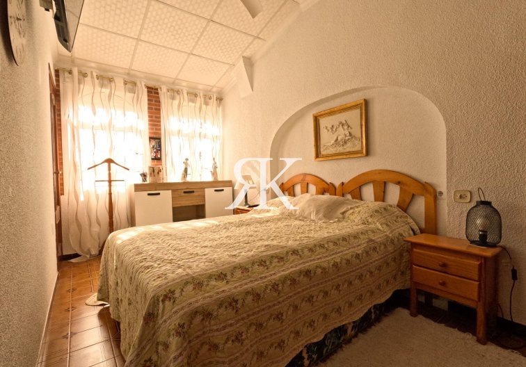 Segunda mano - town house - Torrevieja - El Acequión - Los Náufragos