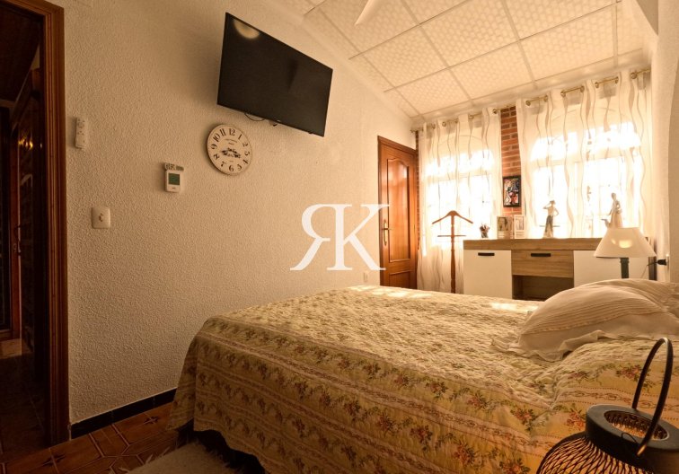 Segunda mano - town house - Torrevieja - El Acequión - Los Náufragos