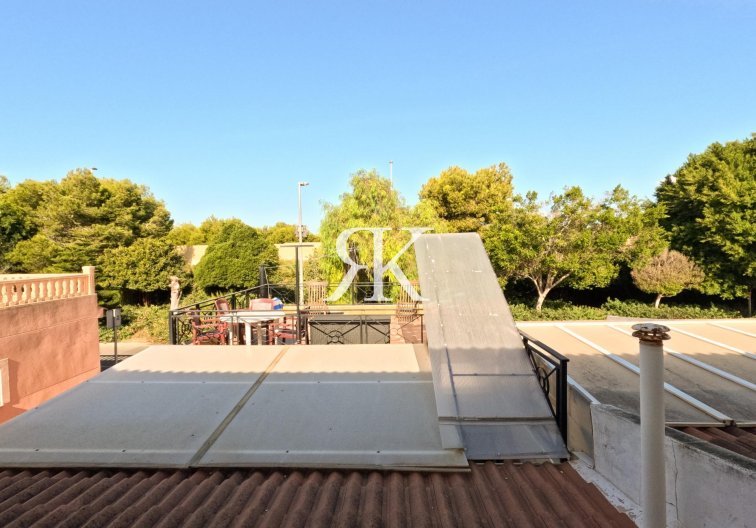 Segunda mano - town house - Torrevieja - El Acequión - Los Náufragos